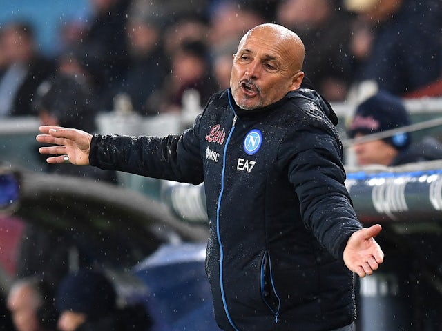 Napoli coach Luciano Spalletti reacts on January 8, 2023