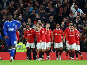 Manchester United overcome Everton to advance in FA Cup