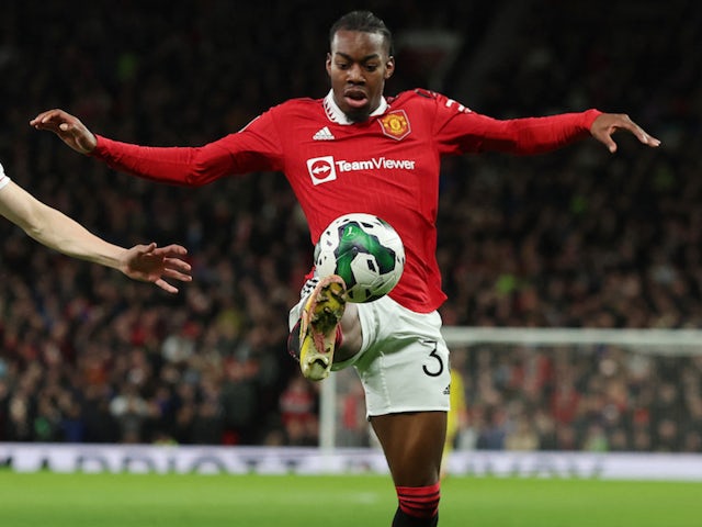 Forest 'close to agreeing deal for Man United's Elanga'