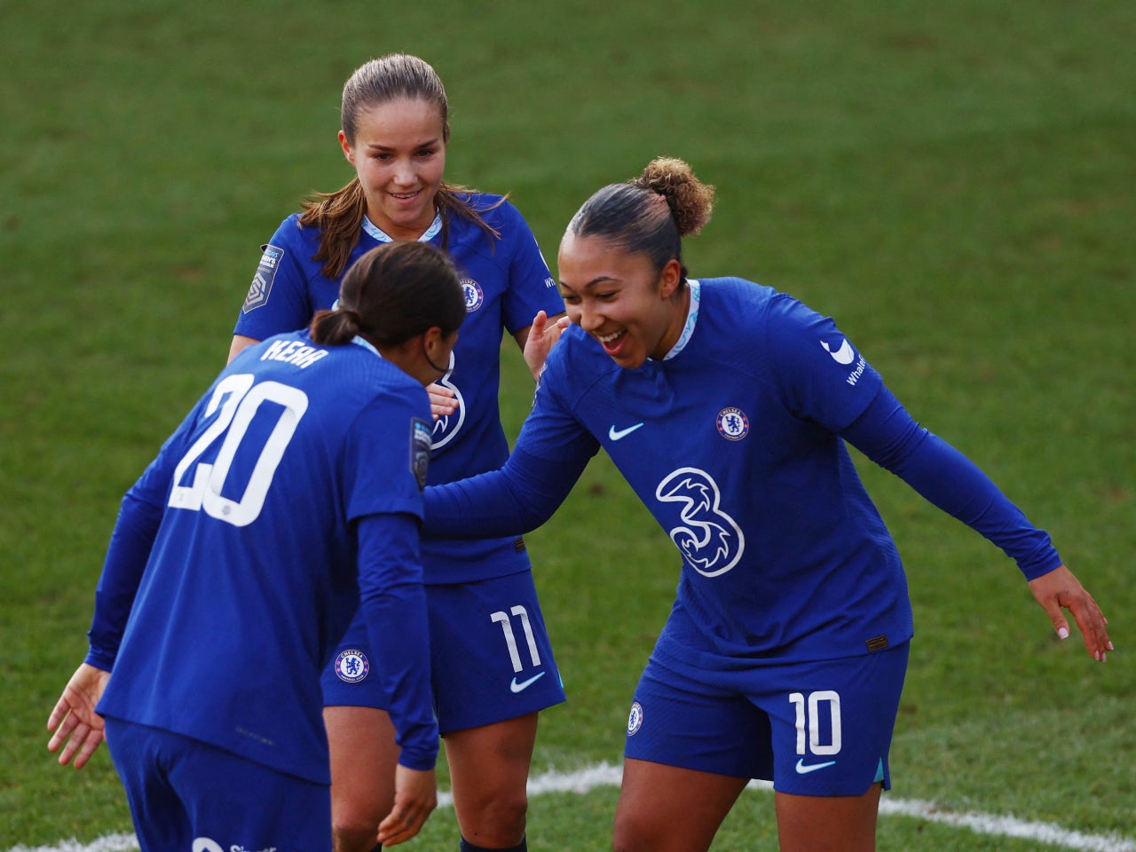 Women's Super League roundup: Chelsea edge five-goal thriller, Arsenal held