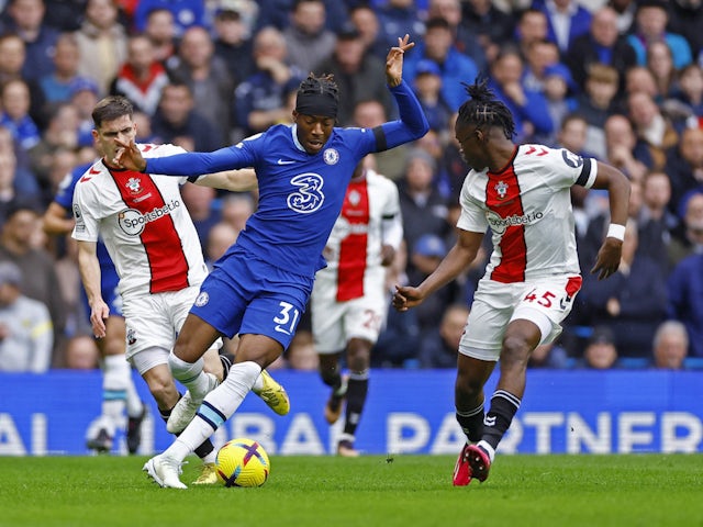 Chelsea's Noni Madueke in action with Southampton's Romeo Lavia on February 18, 2023