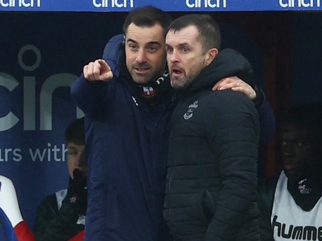 Southampton assistant coach Ruben Selles pictured with manager Nathan Jones on January 7, 2023