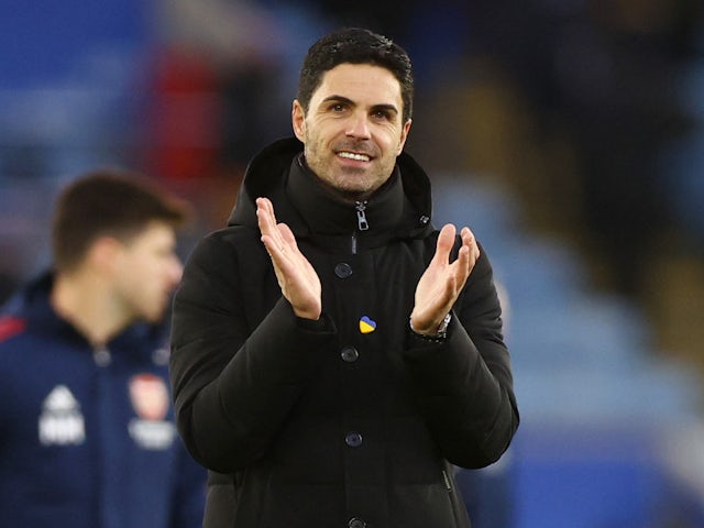 Mikel Arteta reacts to Saka penalty incident in Leicester win