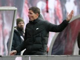 Eintracht Frankfurt coach Oliver Glasner reacts on February 25, 2023