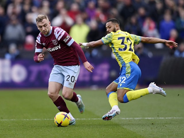 West Ham United's Jarrod Bowen in action with Nottingham Forest's Renan Lodi on February 25, 2023