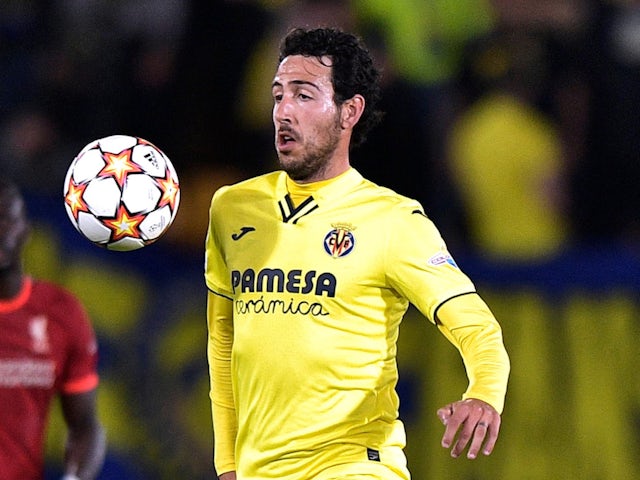 Barcelona 'eyeing summer deal for Villarreal's Dani Parejo'