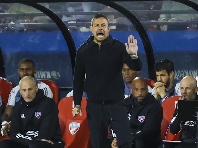 Los Angeles Galaxy head coach Greg Vanney reacts during the first half against FC Dallas at Toyota Stadium on March 5, 2023