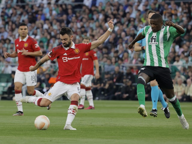 Manchester United's Bruno Fernandes shoots at goal against Real Betis on March 16, 2023