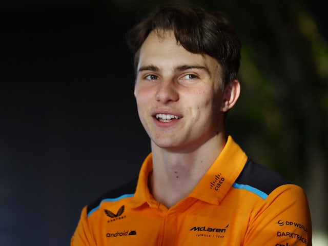 No regrets amid McLaren 'crisis' - Piastri