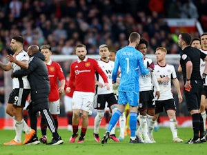 Man United beat nine-man Fulham in chaotic FA Cup quarter-final