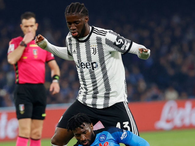 Samuel Iling-Junior in action for Juventus in January 2023