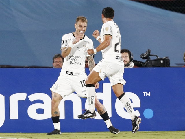 Corinthians' Roger Guedes celebrates scoring their third goal on April 6, 2023