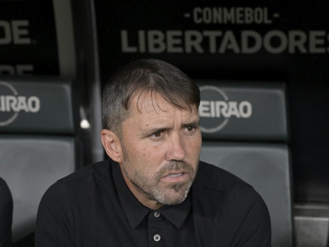 Atletico Mineiro coach Eduardo Coudet before the match on April 6, 2023