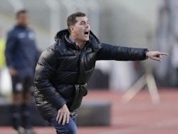 The Strongest coach Ismael Rescalvo during the match on April 5, 2023