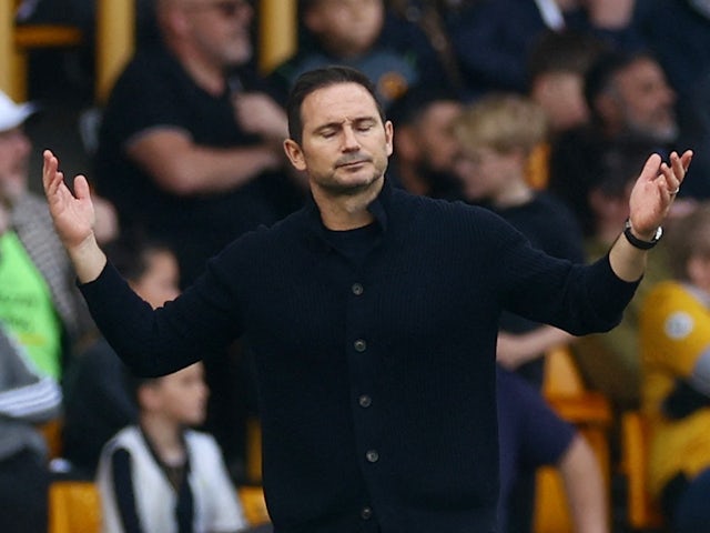 Chelsea manager Frank Lampard reacts on April 8, 2023