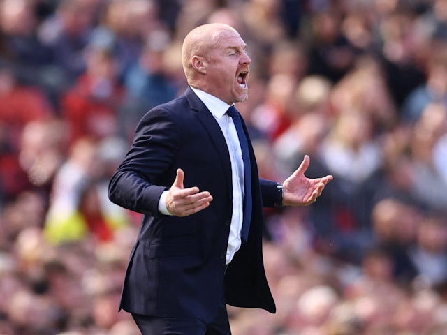 Everton manager Sean Dyche reacts on April 8, 2023