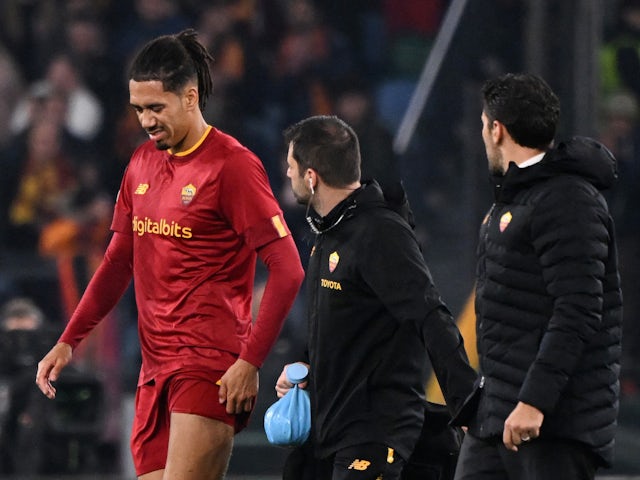 Roma's Chris Smalling walks off the pitch after sustaining an injury on April 20, 2023