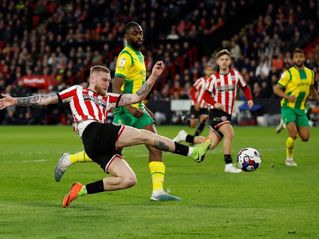 Sheffield United's Oli McBurnie in action against West Bromwich Albion on April 26, 2023