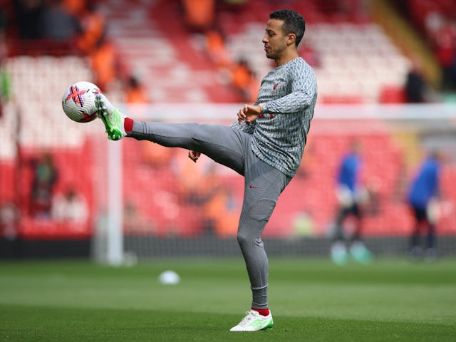 Liverpool 'not considering Thiago exit amid Turkey interest'