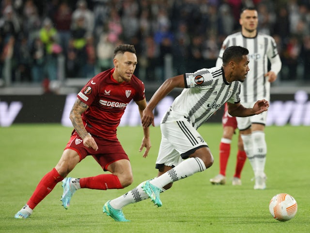Juventus' Alex Sandro in action with Sevilla's Lucas Ocampos on May 11, 2023