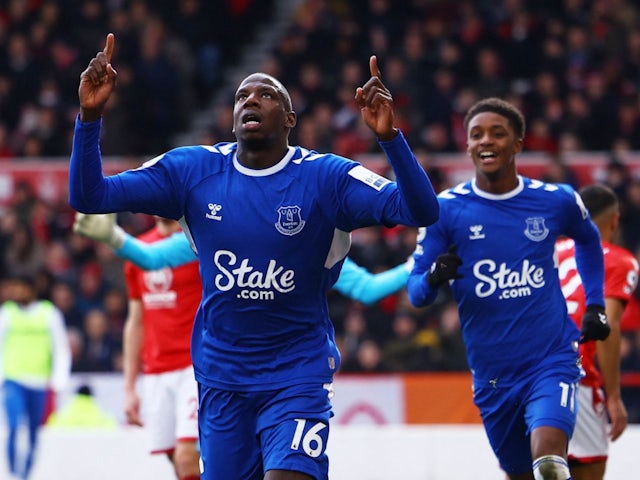 Everton's Abdoulaye Doucoure celebrates scoring their second goal with Demarai Gray on May 5, 2023