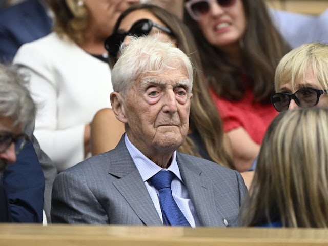 Sir Michael Parkinson dies, aged 88