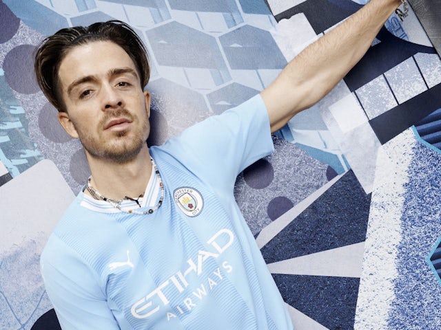Jack Grealish in Man City's 2023-24 home kit