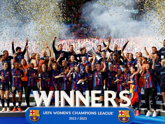 Barcelona Women's Alexia Putellas lifts the trophy with teammates after winning the Women's Champions League Final on June 3, 2023