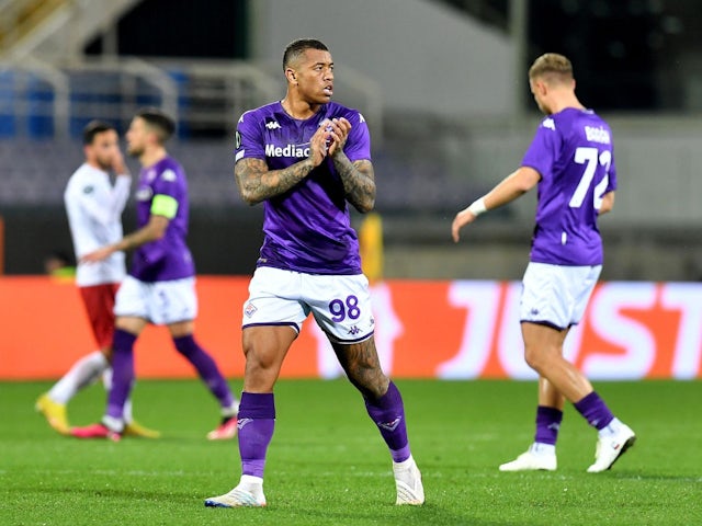 Fiorentina's Igor celebrates their first goal scored by Antonin Barak on March 9, 2023