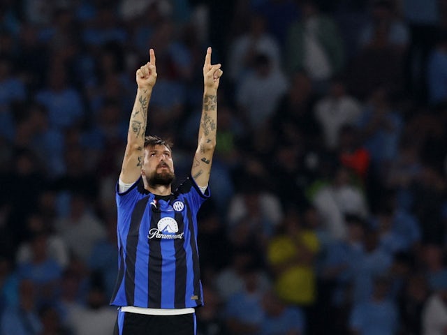 Inter Milan announce permanent signing of Francesco Acerbi