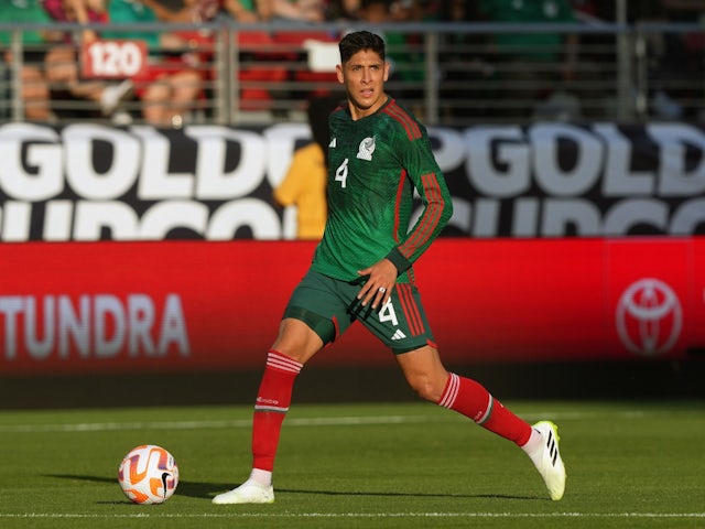 Edson Alvarez của Mexico thi đấu vào ngày 2 tháng 7 năm 2023