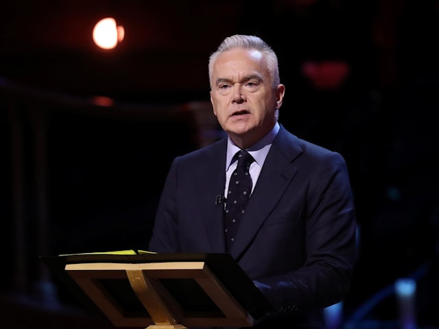 Huw Edwards quits BBC on 