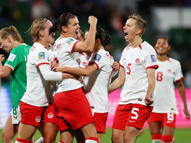Canada Women players celebrate after Adriana Leon scores their second goal on July 26, 2023