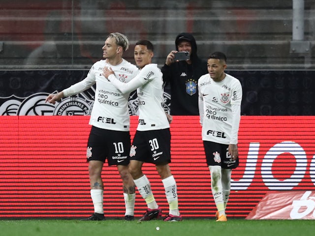 Corinthians' Roger Guedes celebrates scoring their third goal with teammates on July 30, 2023