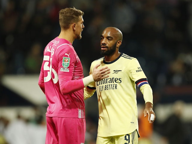 West Bromwich Albion's Alex Palmer and Arsenal's Alexandre Lacazette after the match on August 25, 2021