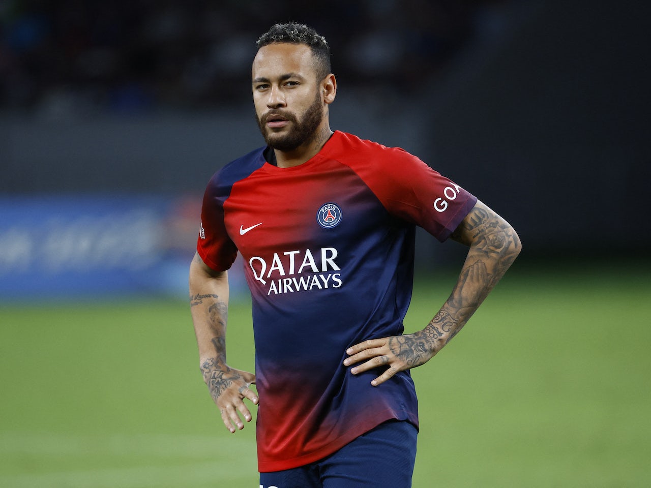 PSG superstar Neymar offered to European giants by his dad in