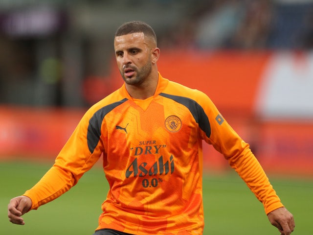 Manchester City's Kyle Walker during the warm up before the match on August 11, 2023