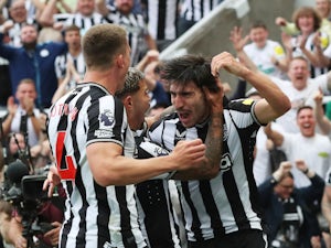 Five-star Newcastle crush Aston Villa at St James' Park