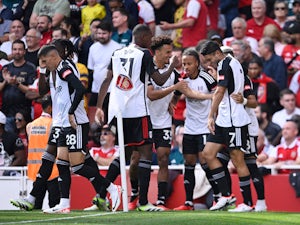 Ten-man Fulham hold Arsenal to thrilling draw in North London