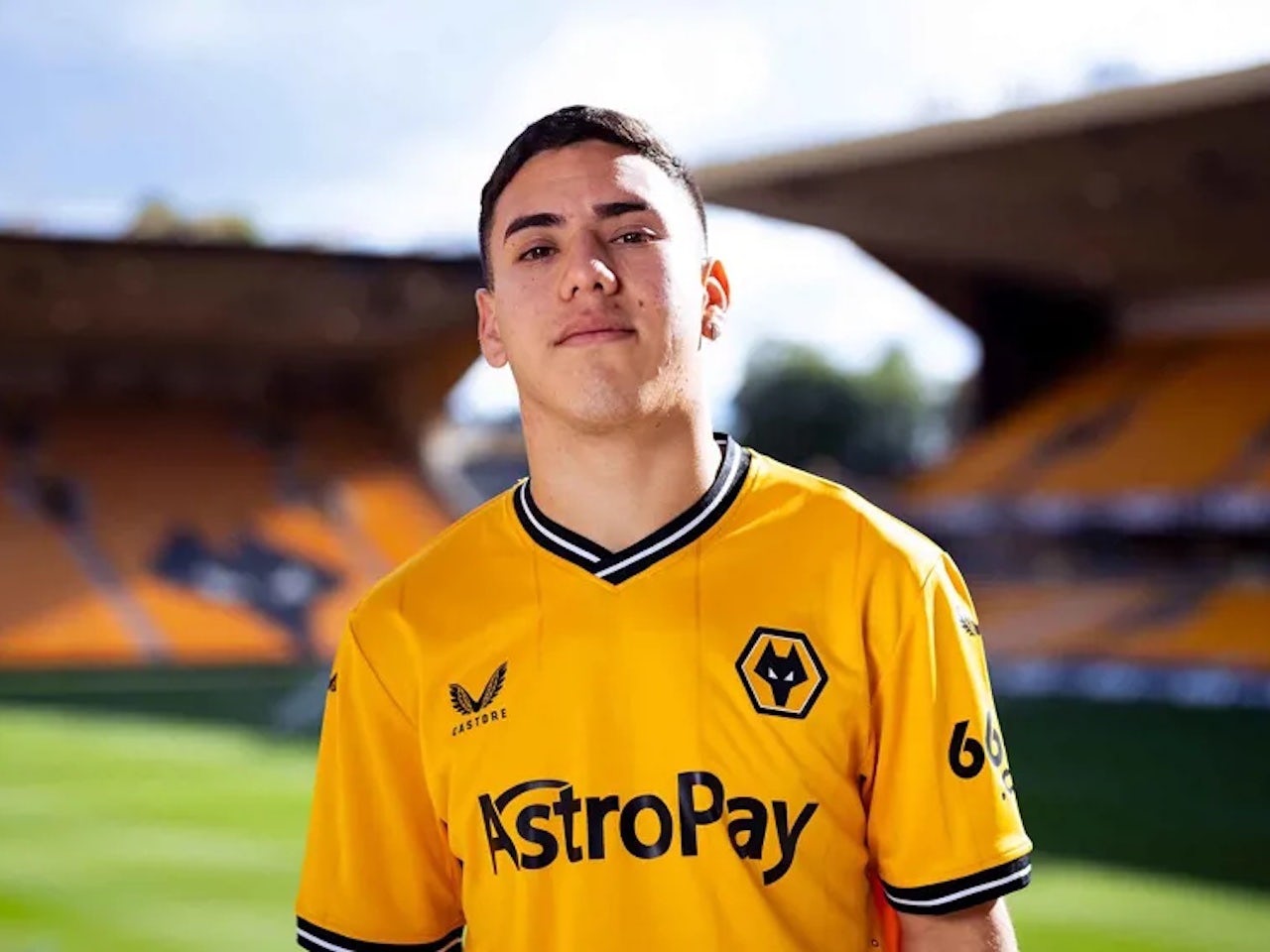 Wolverhampton Wanderers complete Enso Gonzalez signing - Sports Mole