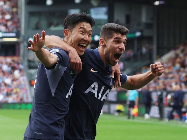 Tottenham Hotspur's Son Heung-min celebrates scoring their fourth goal with teammate Manor Solomon on September 2, 2023