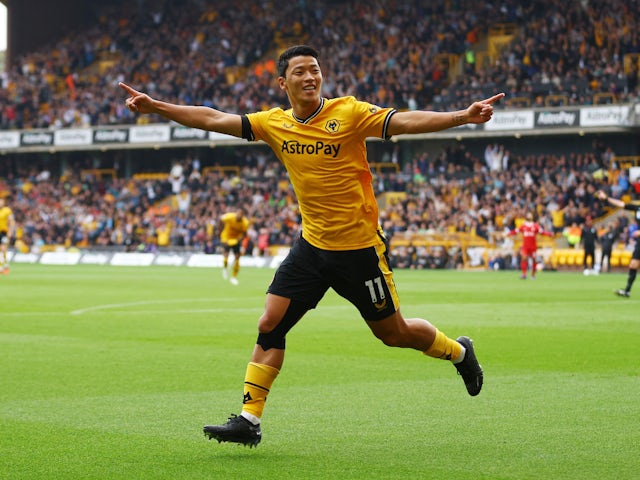 Wolves 'agree new long-term contract with Hwang'