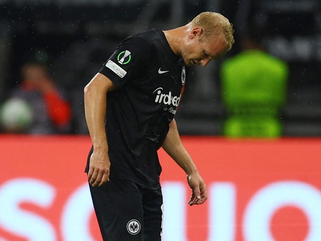 Eintracht Frankfurt's Sebastian Rode walks off the pitch after being substituted after sustaining an injury on September 21, 2023
