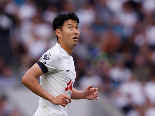 Spurs forward Son Heung-min plays down injury scare