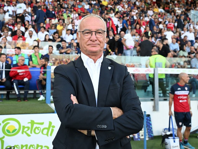 Cagliari coach Claudio Ranieri looks on on September 27, 2023