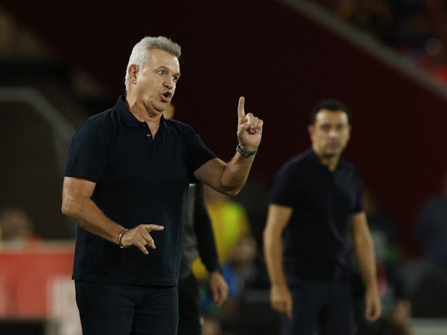 Mallorca coach Javier Aguirre reacts on September 26, 2023