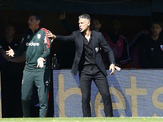 River Plate coach Martin Demichelis on October 1, 2023