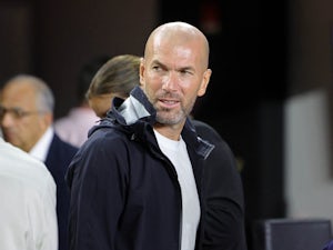 Zidane 'prefers Man United job to Bayern Munich'