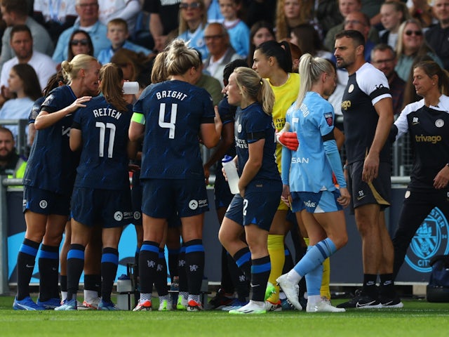 Manchester City Women's Alex Greenwood looks dejected after being sent off on October 8, 2023