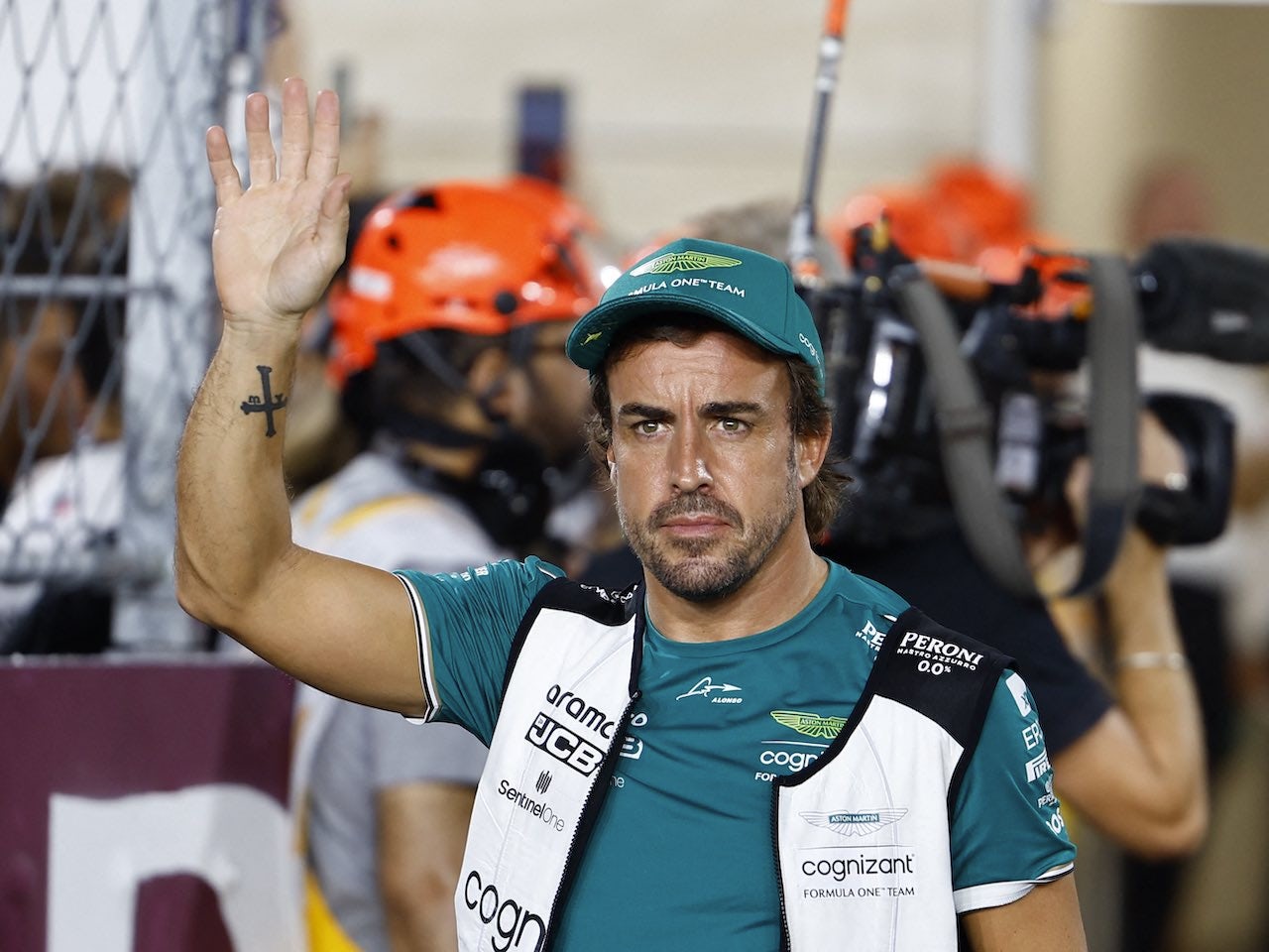Alonso breaks ranks to condemn Hamas attacks